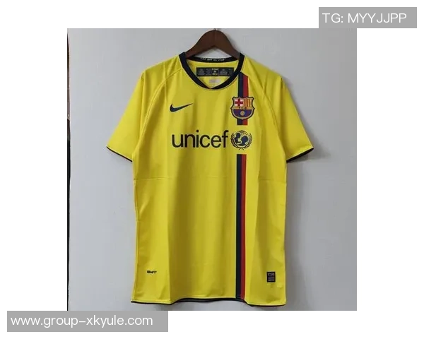 巴萨全新第四球衣发布向2005年经典国家德比致敬 巴萨全新第四球衣发布向2005年经典国家德比致敬