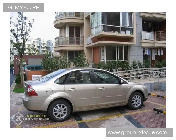 福克斯幸福生活照曝光妻子美丽动人儿女聪明可爱展现完美家庭生活